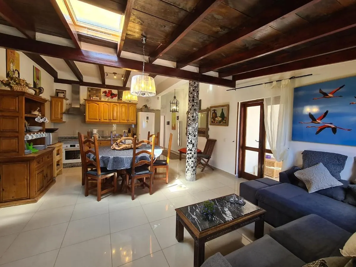 Almendro Villa Arico Viejo Spanien