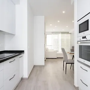 https://top-center-by-eden-rentals.tenerifehoteles.net